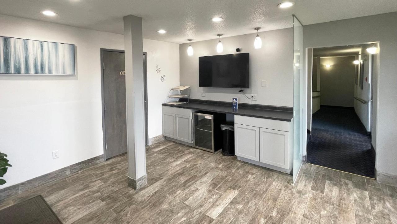 Magnuson Hotel Fort Wayne North - Coliseum Εξωτερικό φωτογραφία