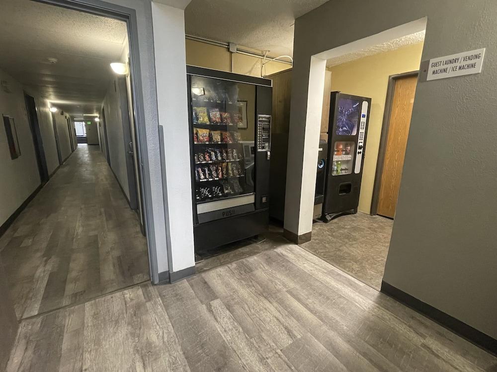 Magnuson Hotel Fort Wayne North - Coliseum Εξωτερικό φωτογραφία