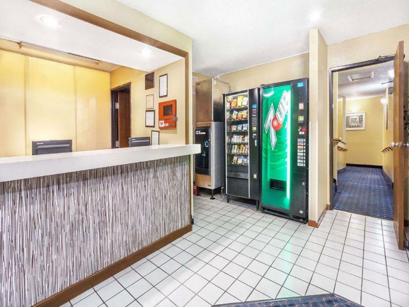 Magnuson Hotel Fort Wayne North - Coliseum Εξωτερικό φωτογραφία